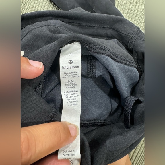 Lululemon Wunder Train High-Rise Crop size 2 - Picture 4 of 9